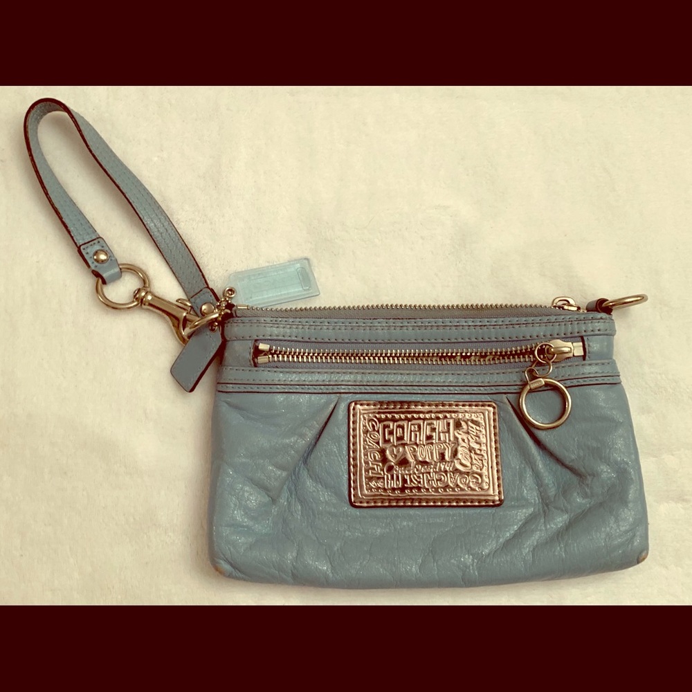 Coach Poppy Wristlet
